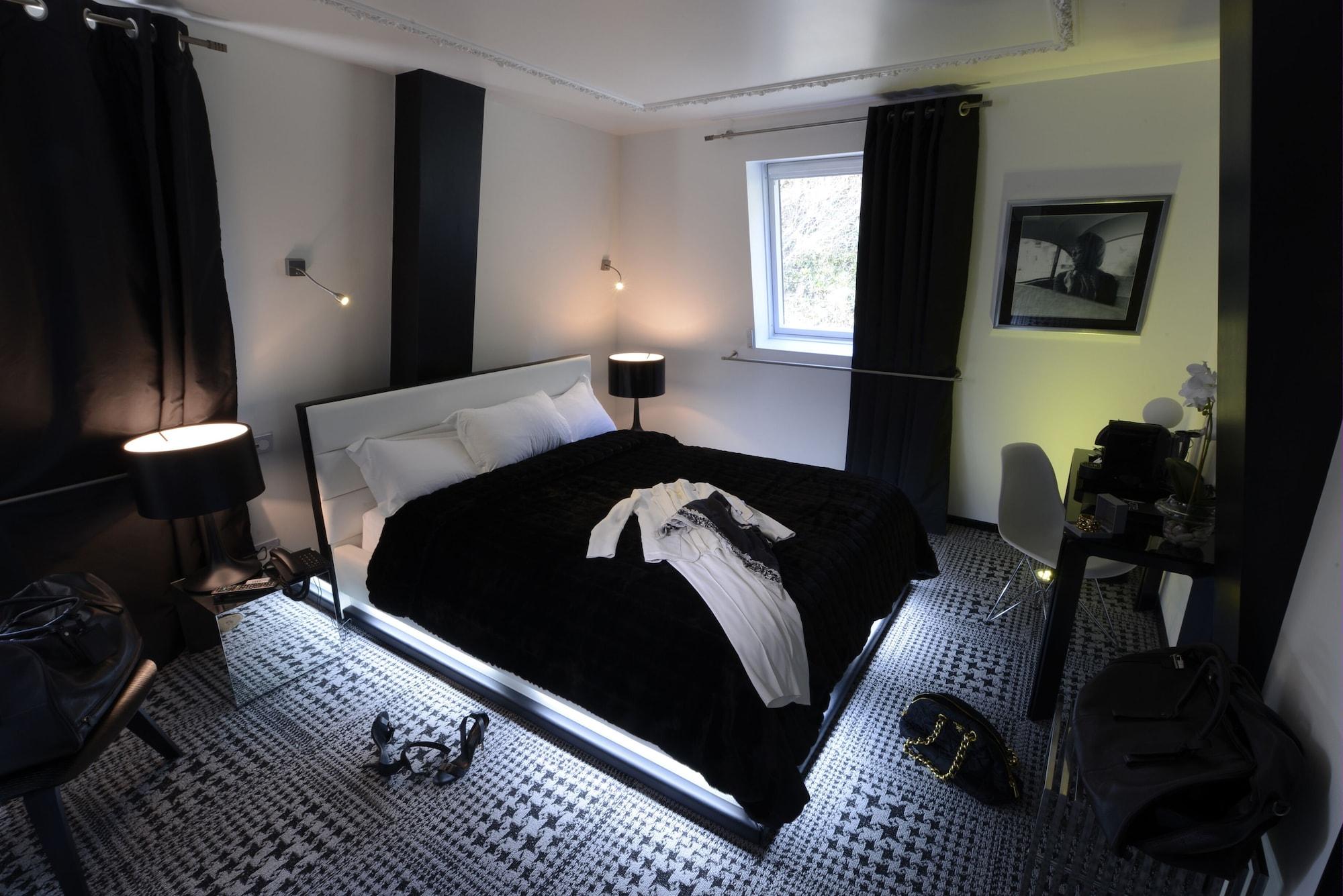 Art Hotel Rochecorbon Bagian luar foto