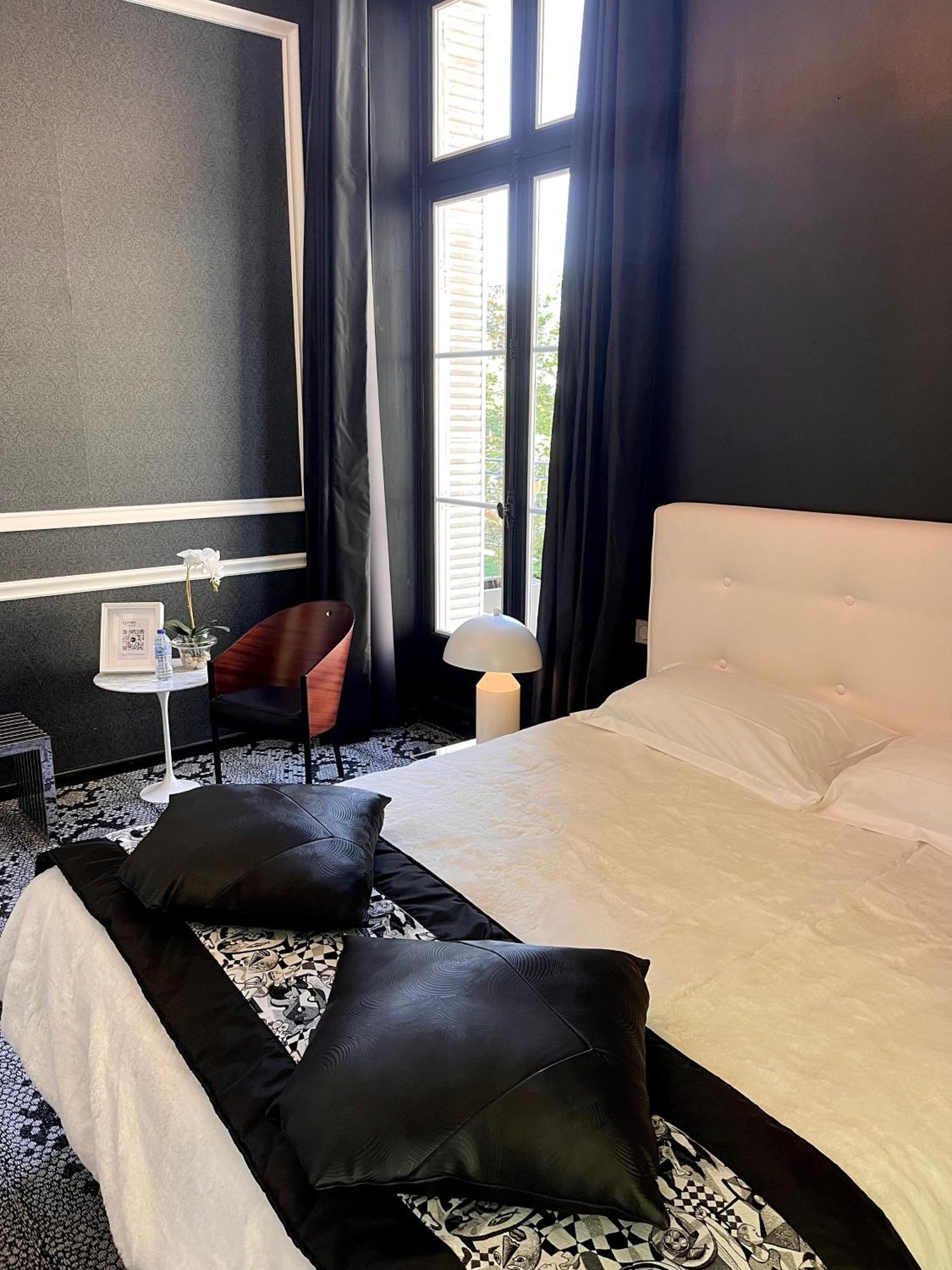 Art Hotel Rochecorbon Bagian luar foto