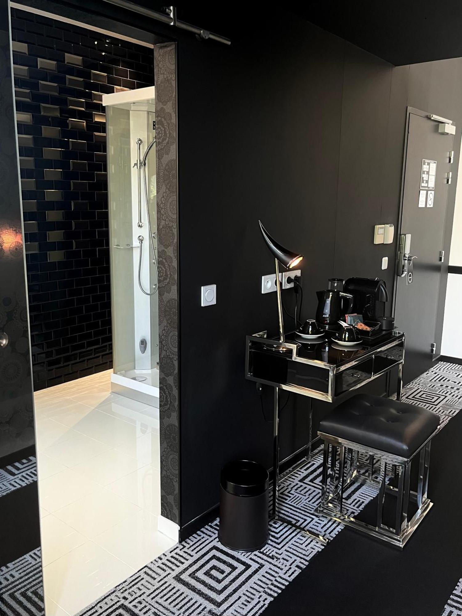 Art Hotel Rochecorbon Bagian luar foto