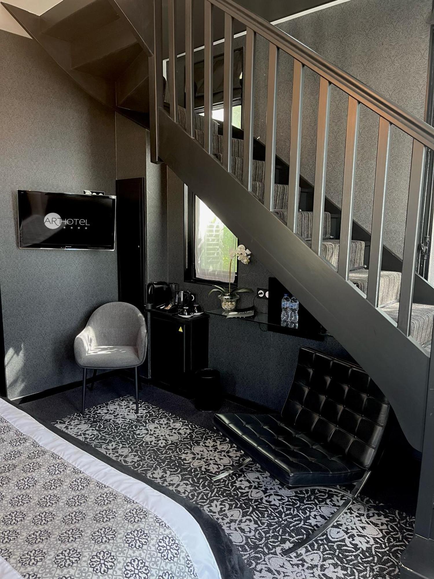 Art Hotel Rochecorbon Bagian luar foto