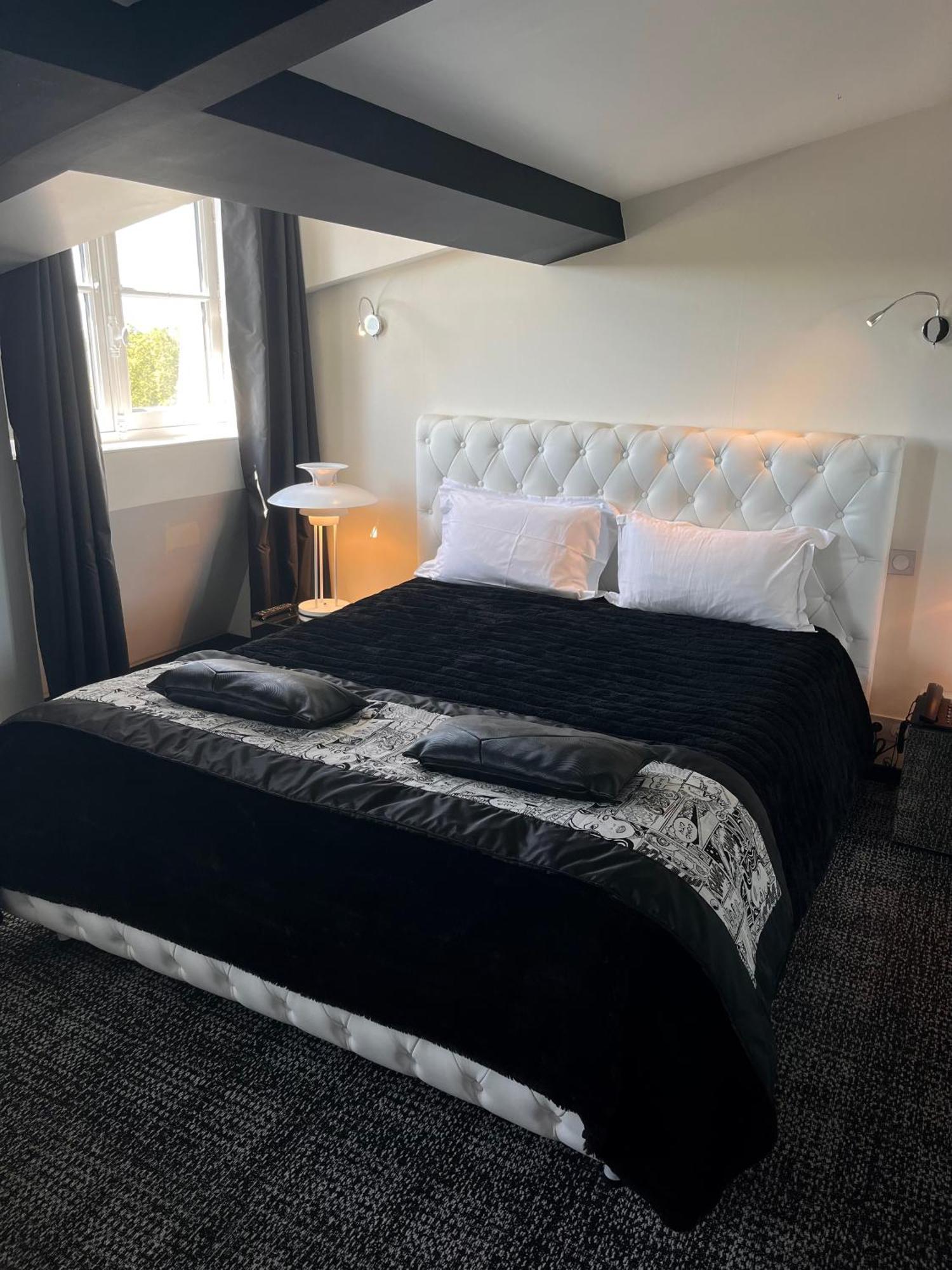 Art Hotel Rochecorbon Bagian luar foto