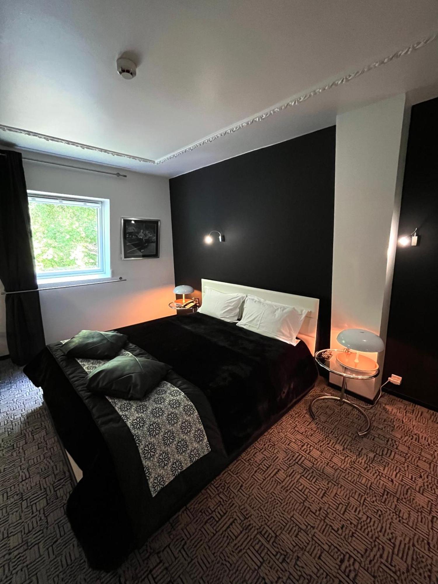 Art Hotel Rochecorbon Bagian luar foto