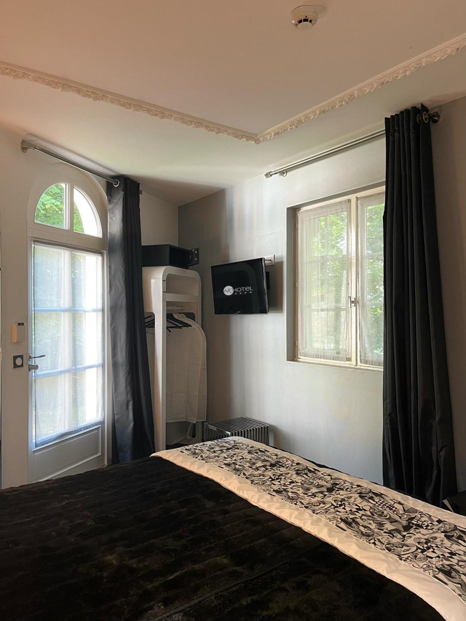 Art Hotel Rochecorbon Bagian luar foto