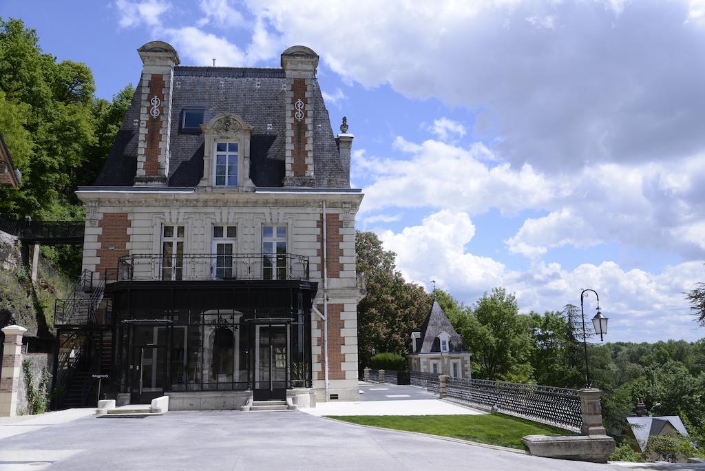 Art Hotel Rochecorbon Bagian luar foto